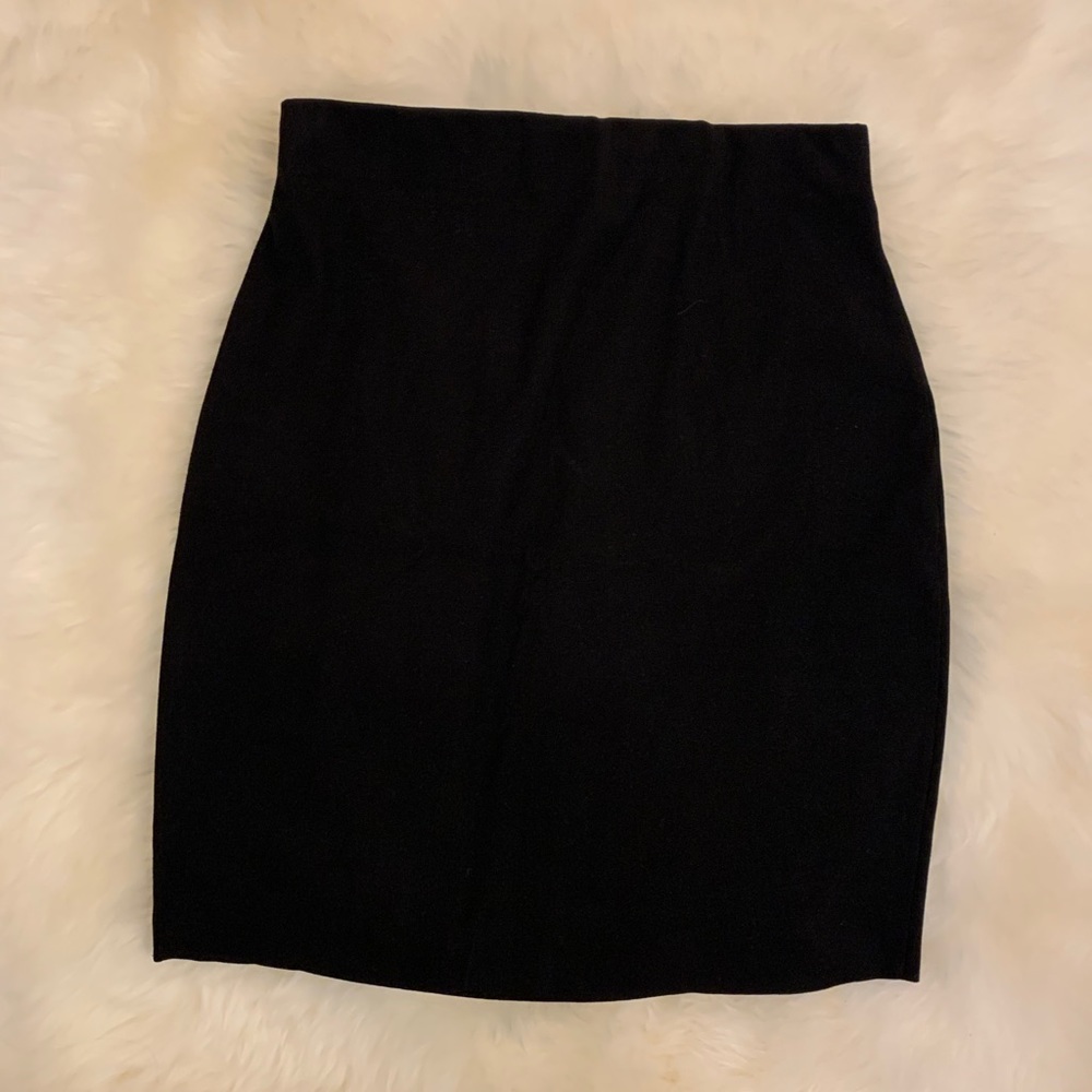 wolford black pencil skirt